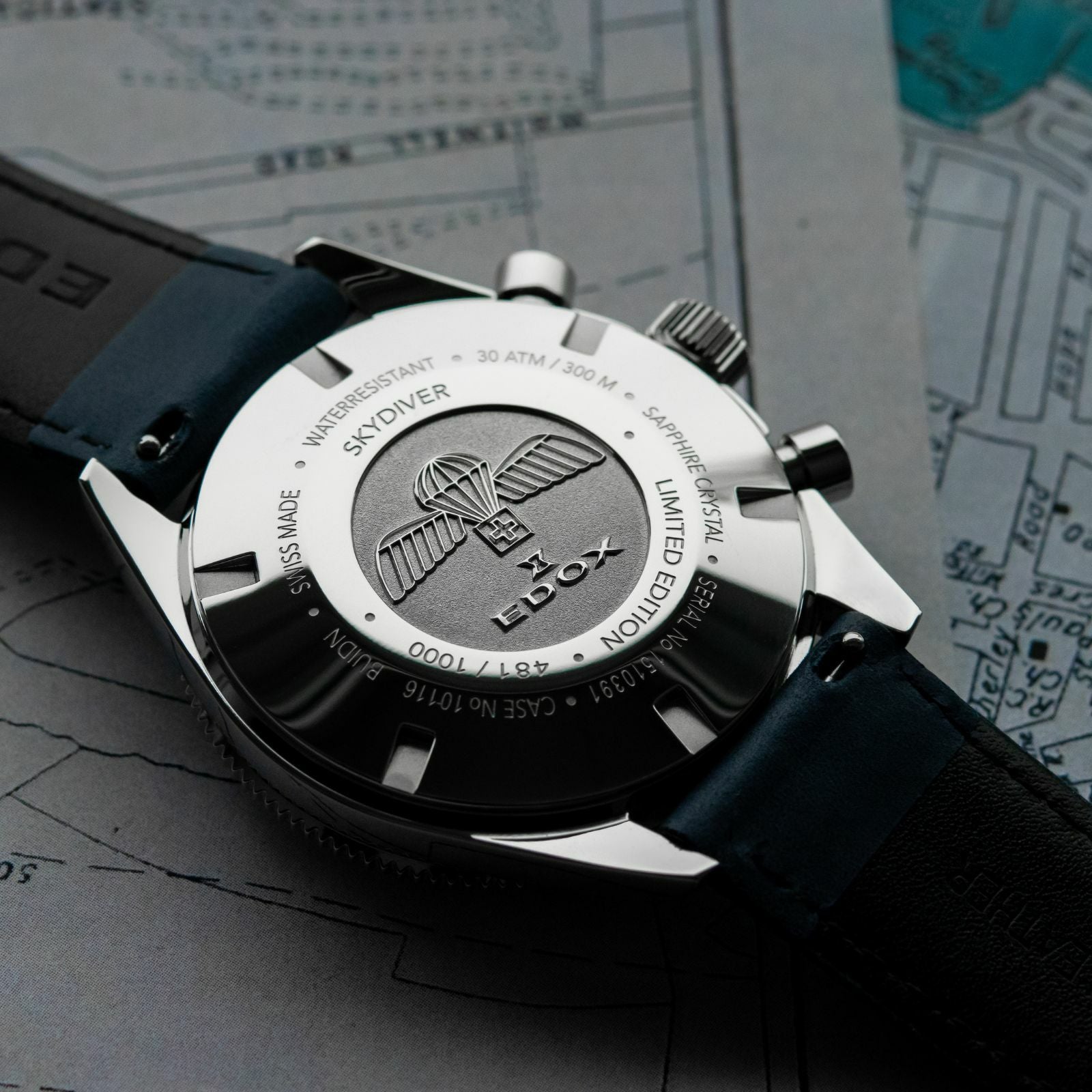 スカイダイバー クロノグラフ | EDOX Official Site