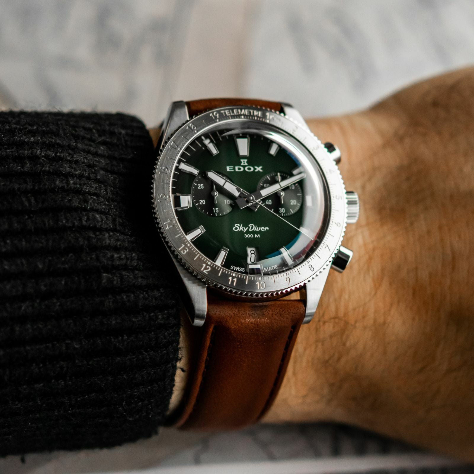 スカイダイバー クロノグラフ | EDOX Official Site